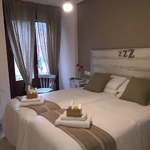 Bed & Breakfast 7 Kale Bilbao