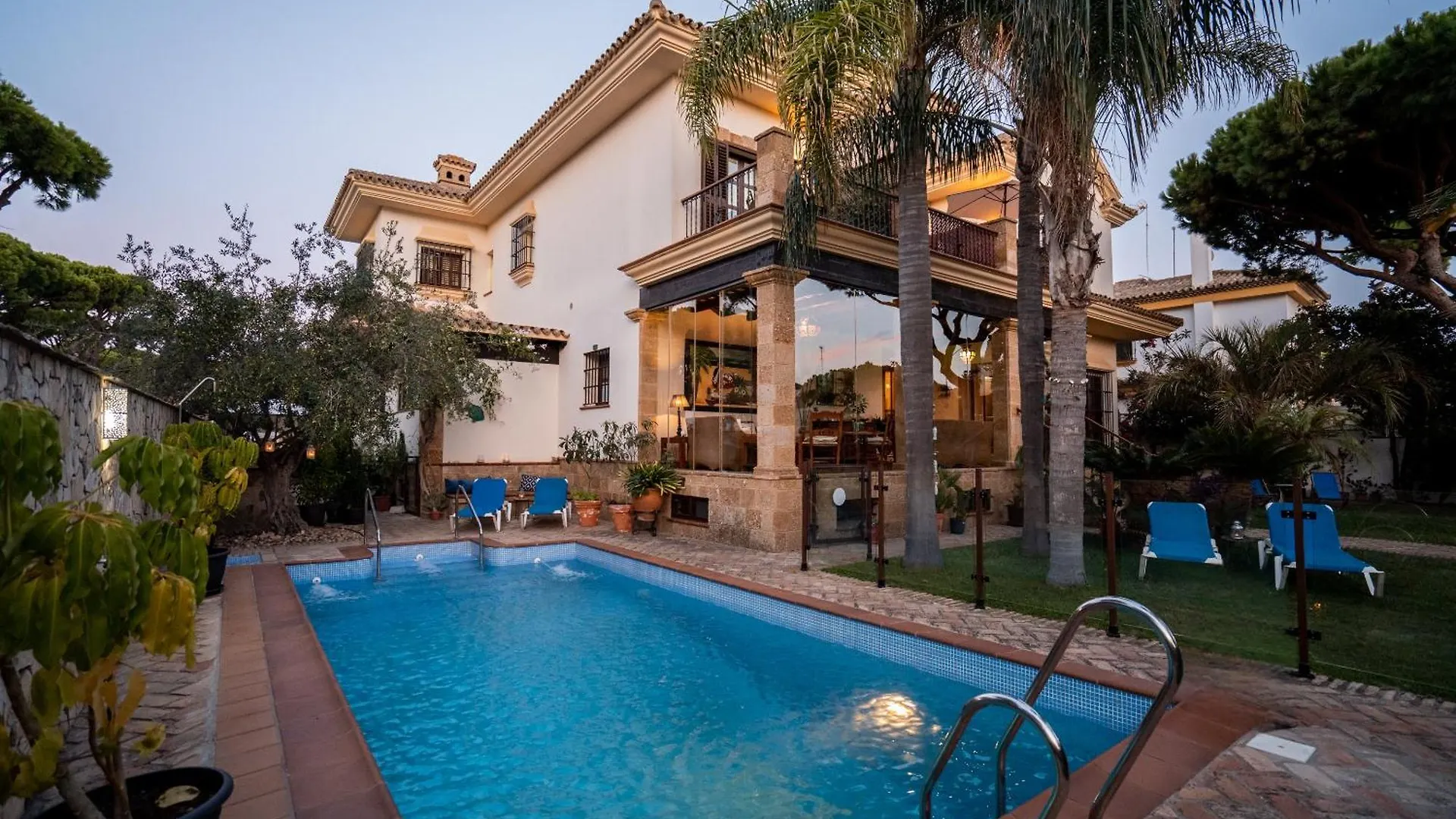 Hotel Azalea Playa Chiclana de la Frontera 2*,